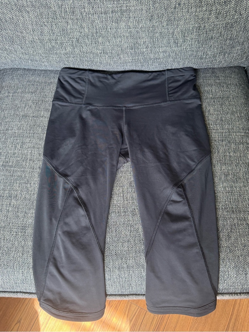 Lululemon Athletica Black Wunder Under Crop Leggings With Mesh Detail